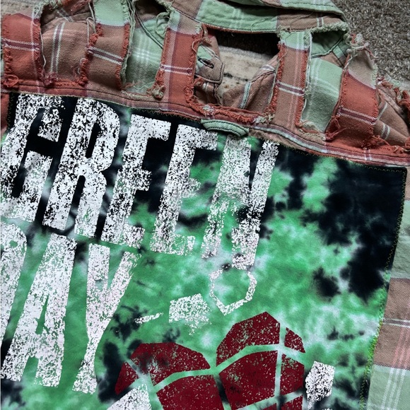 Green Day flannel - Picture 4 of 4